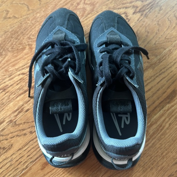 Nike Air Max Pre-Day - Picture 3 of 7